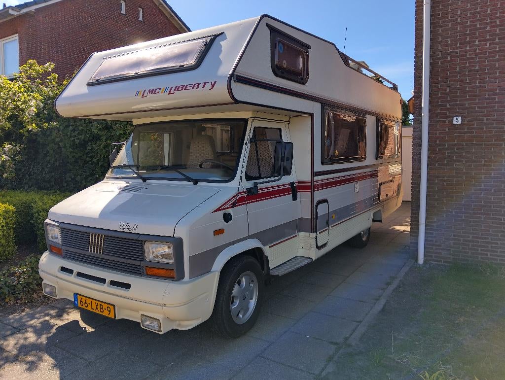 Camper 6-persoons LMC Liberty 6400 BJ 1990; 106.517 KM, Alkoof, Ringverwarming, Fiat, Kluisje