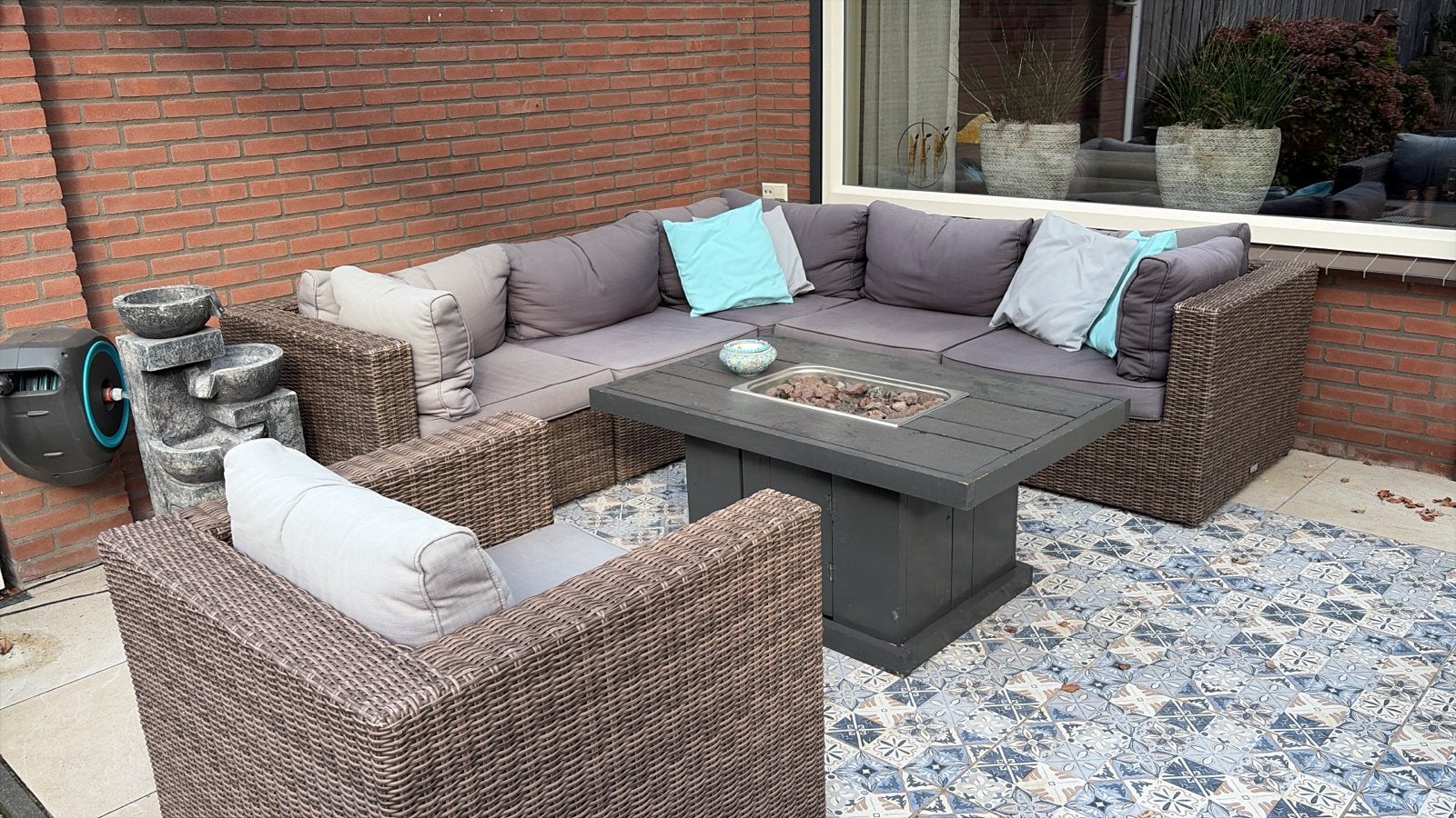 Luxe Wicker Loungeset exclusief vuurtafel, 5 zitplaatsen, Ophalen of Verzenden, Zo goed als nieuw, Loungeset