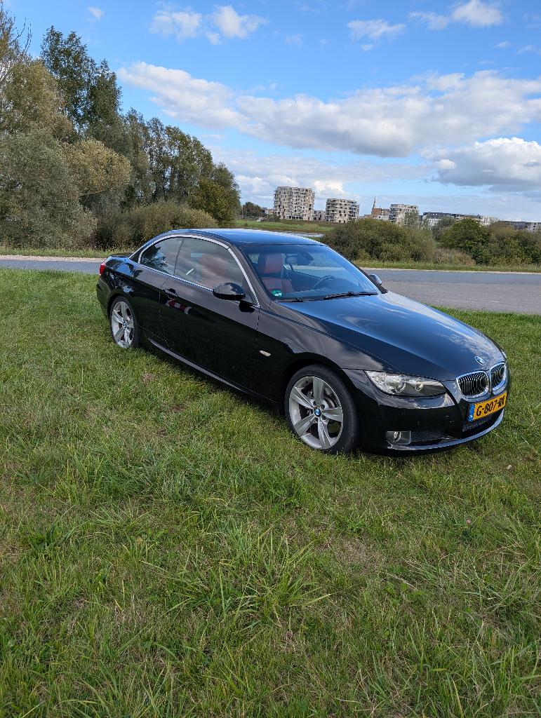 BMW 3-Serie 2.5 I 325 Cabrio AUT 2007 Zwart, Auto's, Achterwielaandrijving, Automatische klimaatregeling, Cabriolet, 4 stoelen