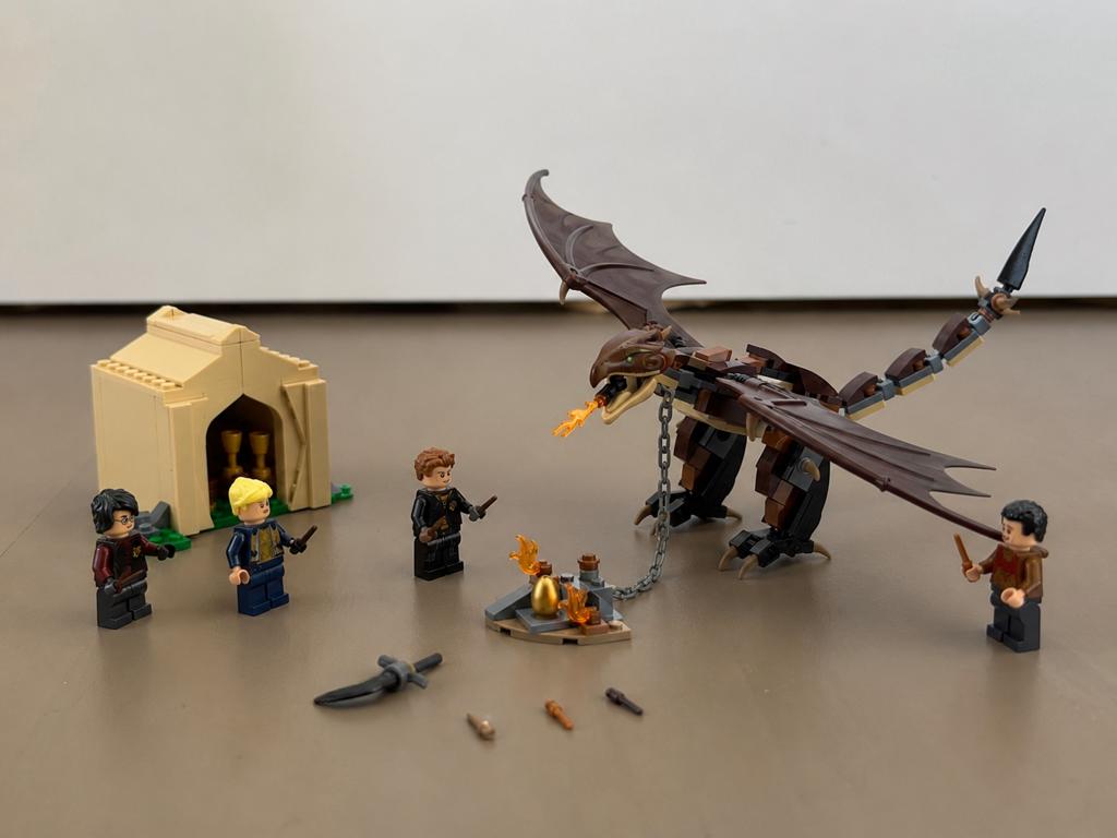 lego harry potter 75946 hungarian horntail compleet, Verzenden, Lego, Harry Potter, Zo goed als nieuw