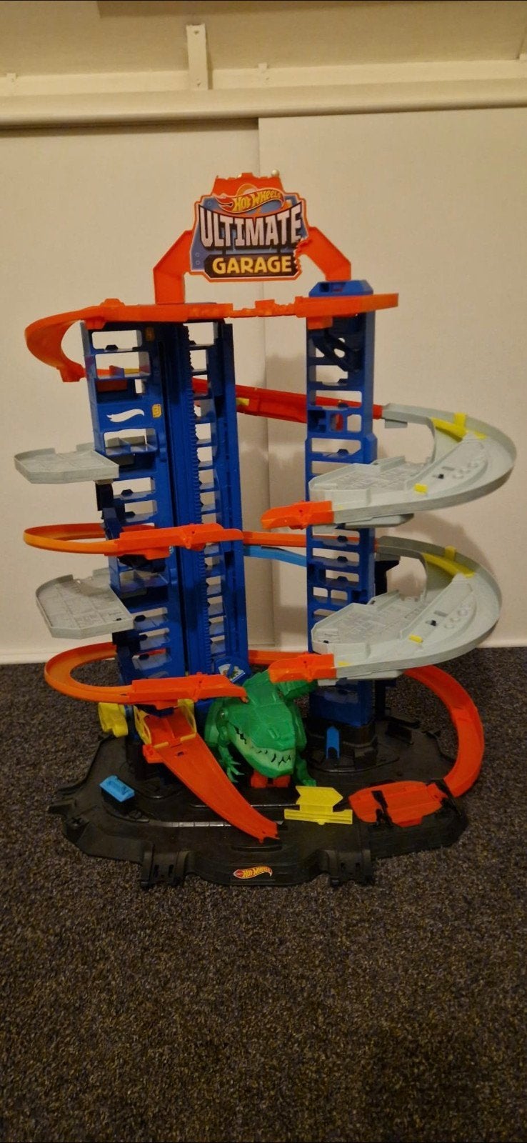 Hot Wheels Ultimate Garage Racebaan met Dinosaurus, Kinderen en Baby's, Speelgoed | Racebanen, Ophalen