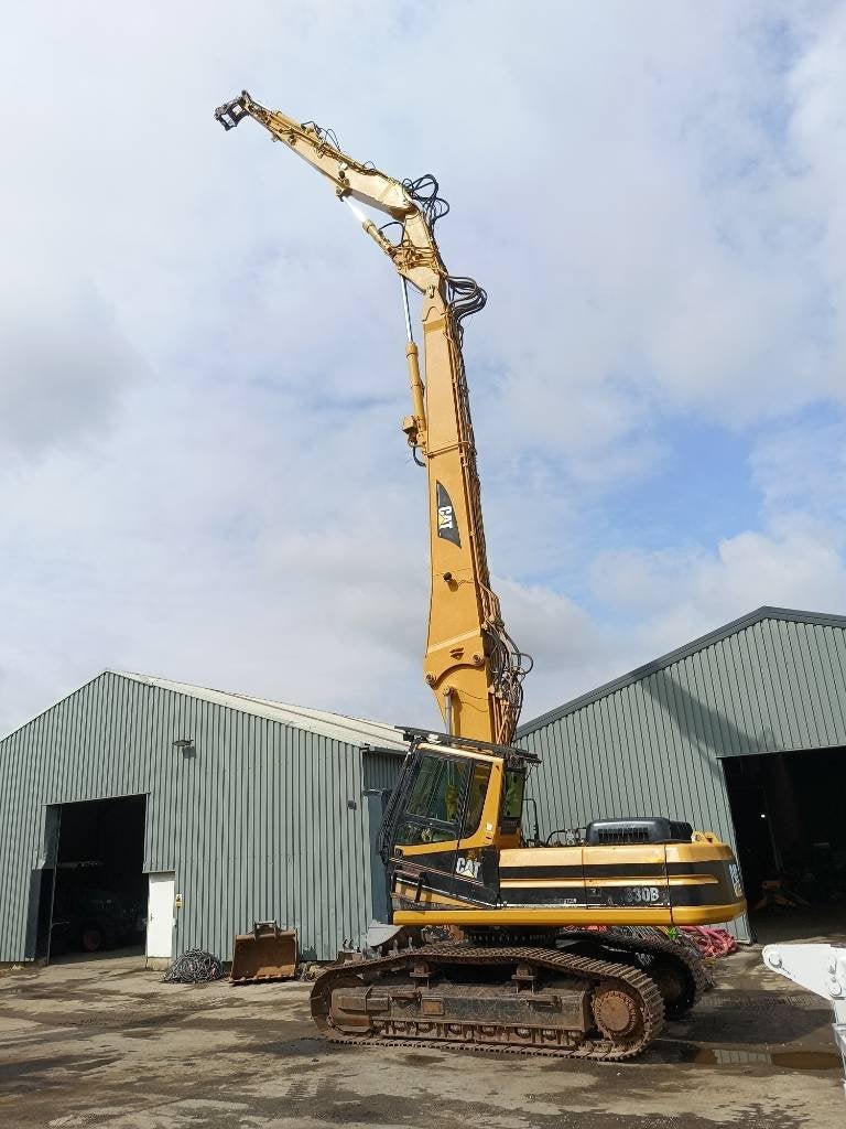 Cat 330 B L demolition excavator UHD high reach 22 m, Graafmachine