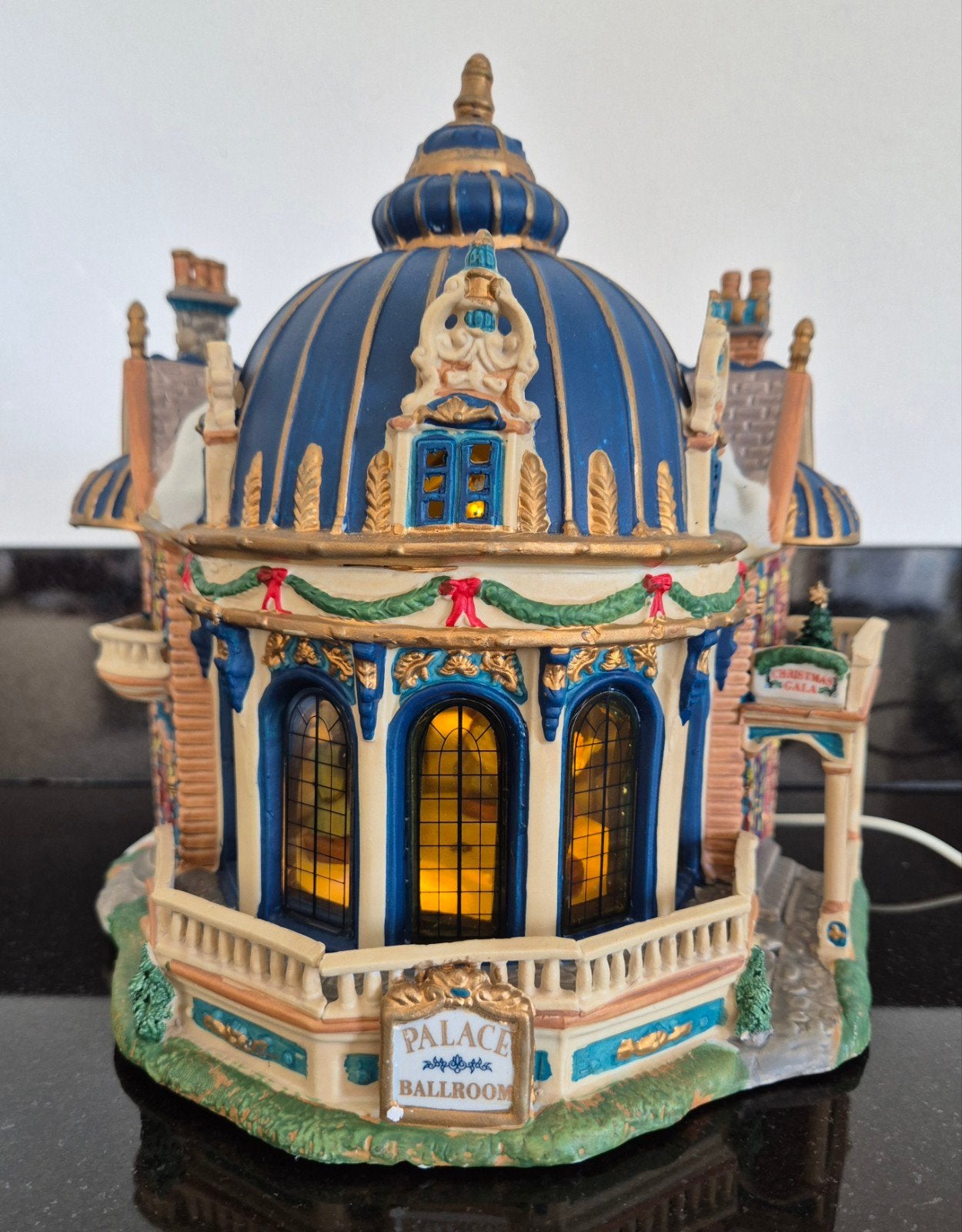 Lemax kersthuisje Ballroom Palace, Ophalen, Zo goed als nieuw