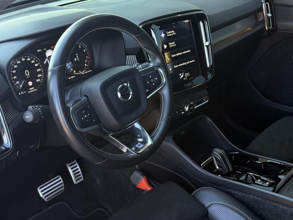 Volvo XC40 2.0 T4 R-Design 191 PK | ACC | Camera | DAB | NAV, Auto's, Volvo, 15 km/l, 1969 cc, Zwart, Origineel Nederlands