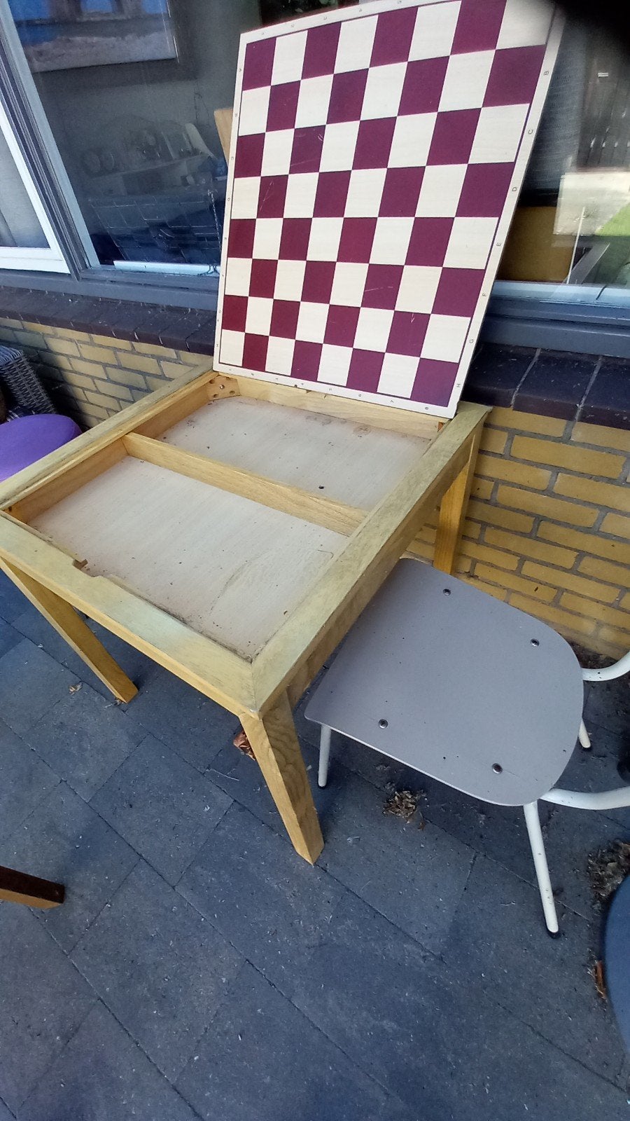 Schaak/dambord tafel - Opknapper gratis af te halen, Een of twee spelers, Ophalen, Gebruikt