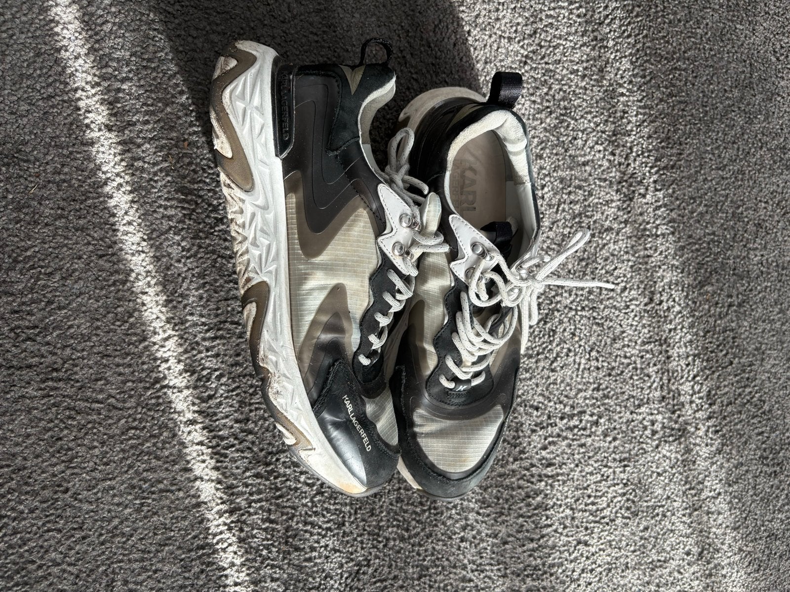 Karl Lagerfeld sneakers maat 43, Ophalen of Verzenden, Gedragen, Zwart, Sneakers of Gympen
