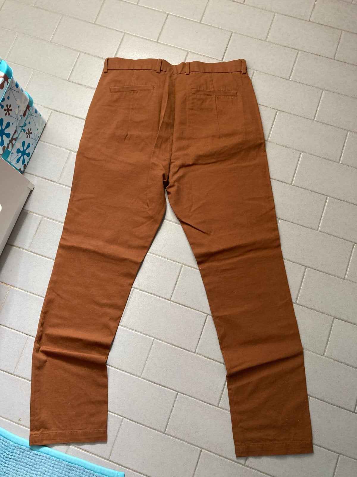 River Island Chino Broek - Bruin - W32 L32, Verzenden, Zo goed als nieuw, Overige maten, Bruin