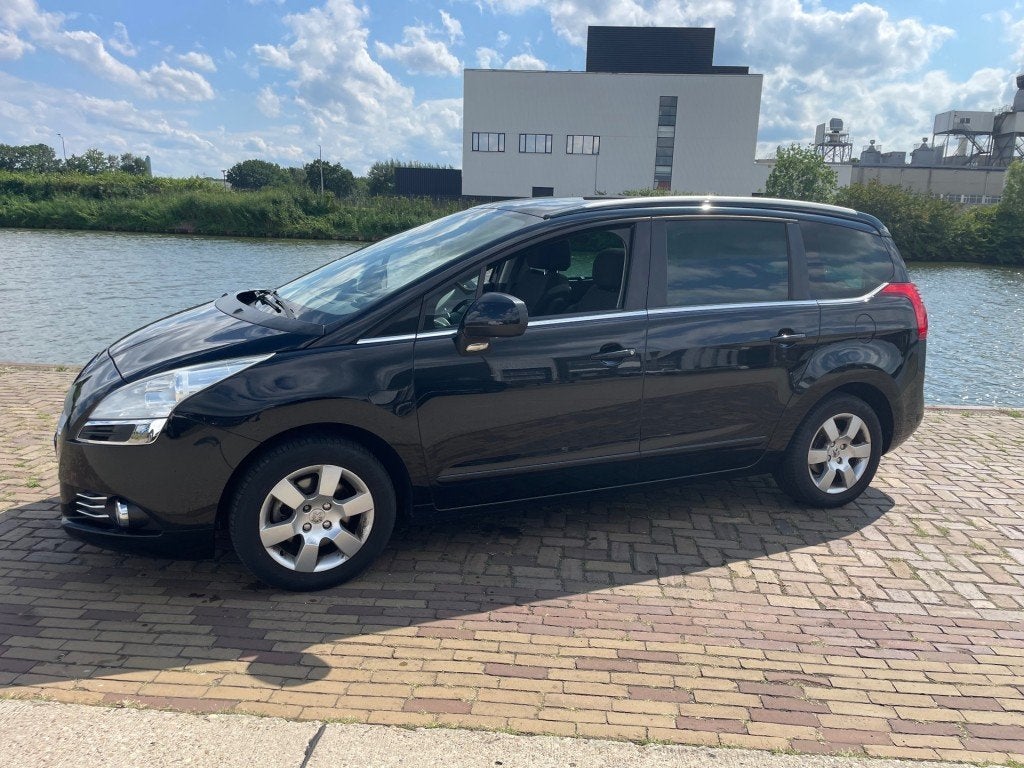 Peugeot 5008 7 persoons ., Auto's, Voorwielaandrijving, Euro 5, Gebruikt, 4 cilinders