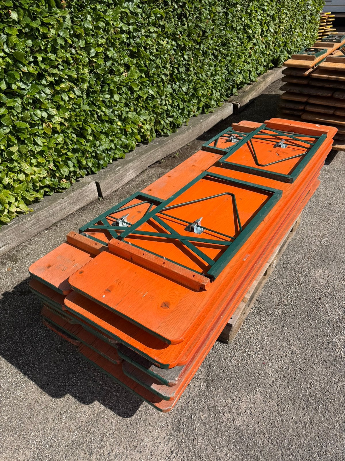 Biertafel | Oranje bierset | Picknicktafel | Bierbank, Ophalen