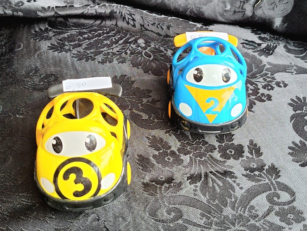 2 stuks oball speelgoed auto's - geel en blauw, Ophalen of Verzenden, Gebruikt