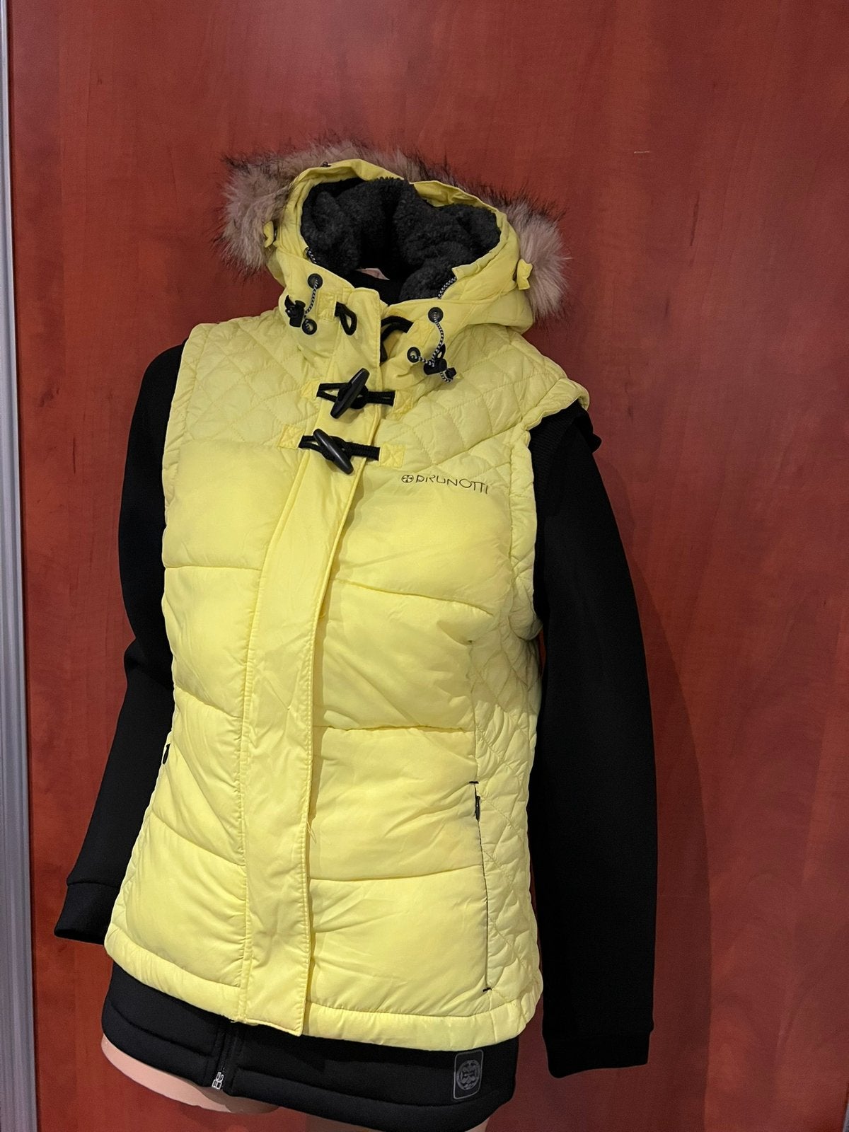 Brunotti ski jas M met bodywarmer L en muts origineel zgan, F, G, Maat 42/44 (L), Ophalen of Verzenden