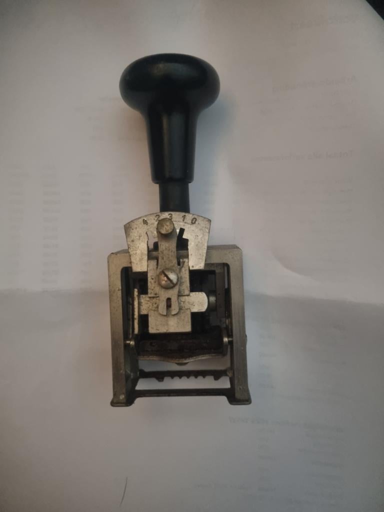 Vintage Nummerstempel / Datumstempel met Zwart Handvat, Ophalen of Verzenden