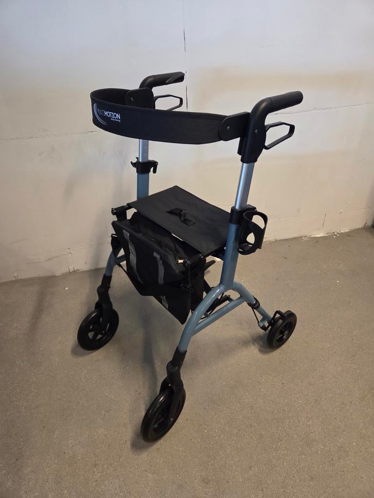De Urban : indoor èn outdoor rollator in één !!, Diversen, Rollators, Ophalen, Lichtgewicht