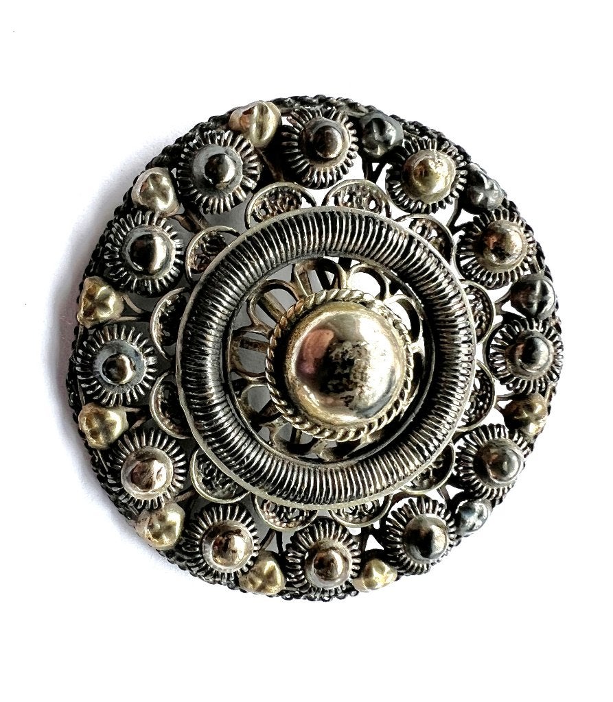 Antieke zilveren Zeeuwse knopbroche – 19e eeuw – Ø 4,5 cm –, Ophalen of Verzenden, Zilver, Broche
