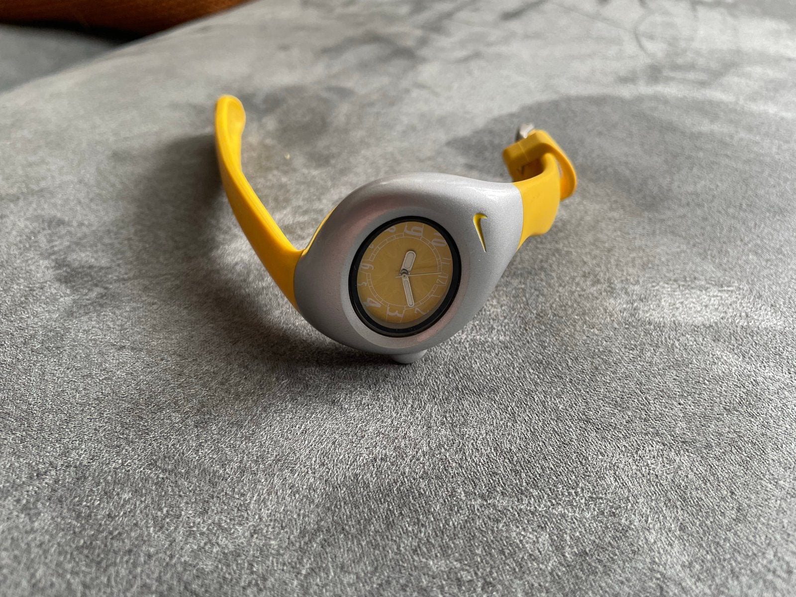 Analoog vintage Nike horloge - Goede staat, werking onbekend, Overige merken, Overige materialen, Gebruikt, Polshorloge