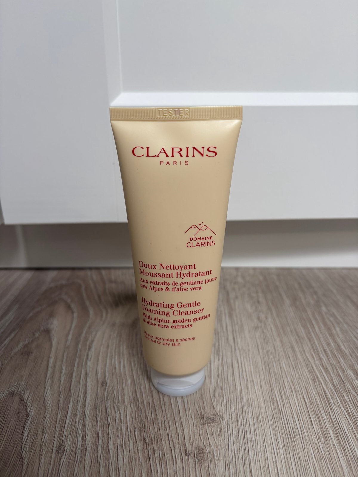 Clarins Hydrating Gentle Foaming Cleanser, Ophalen of Verzenden, Nieuw, Gehele gezicht, Reiniging