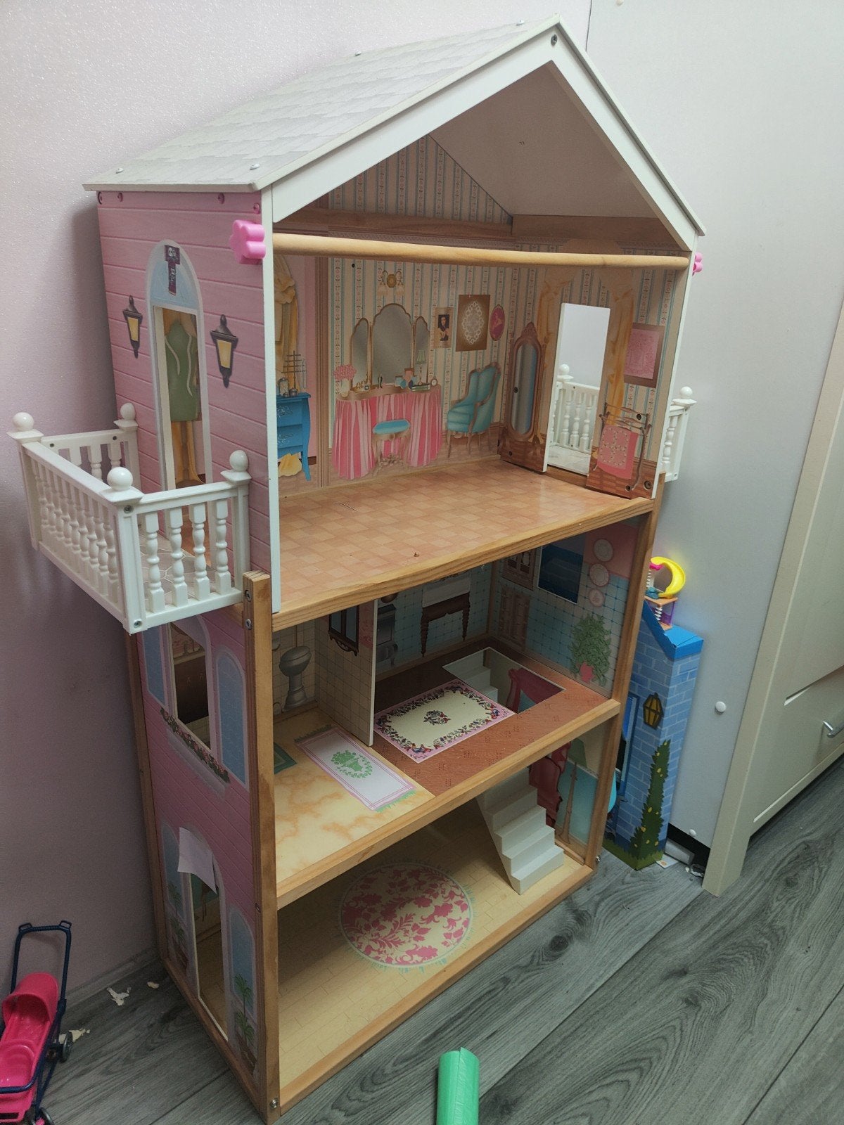 Prachtige Barbie huis zoekt een nieuwe eigenaares, Ophalen of Verzenden, Poppenhuis
