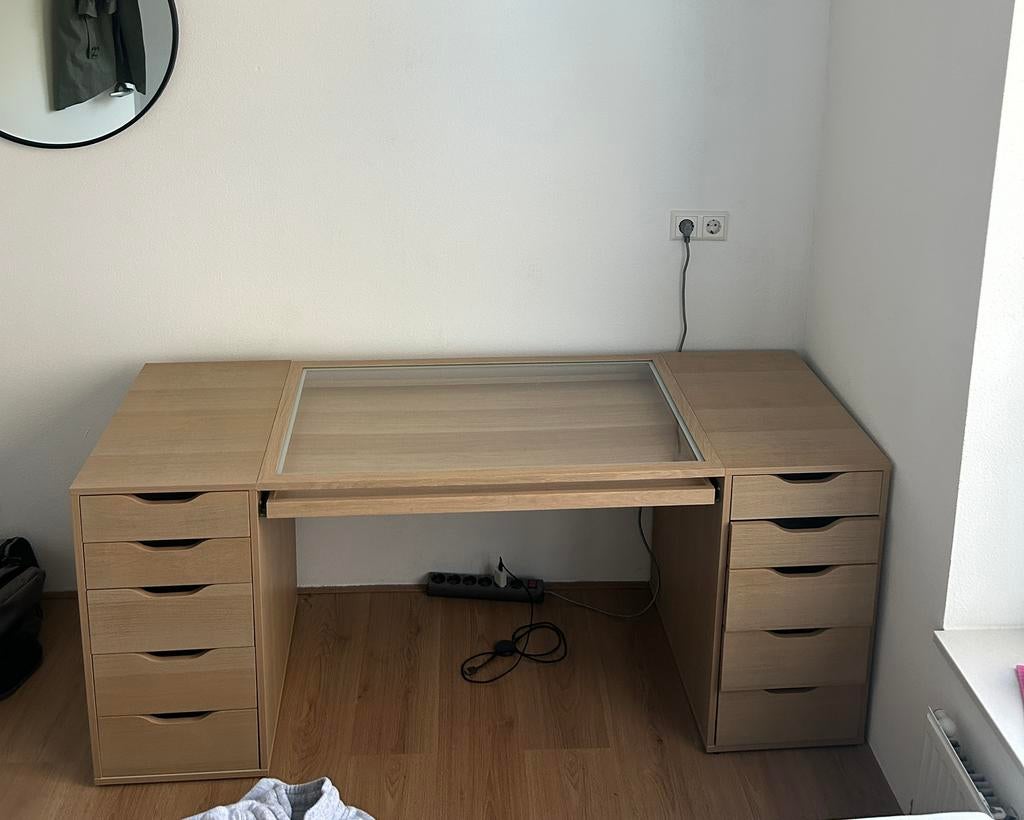 Bureau/ make-up tafel, Ophalen, Zo goed als nieuw, 150 tot 200 cm, Minder dan 100 cm