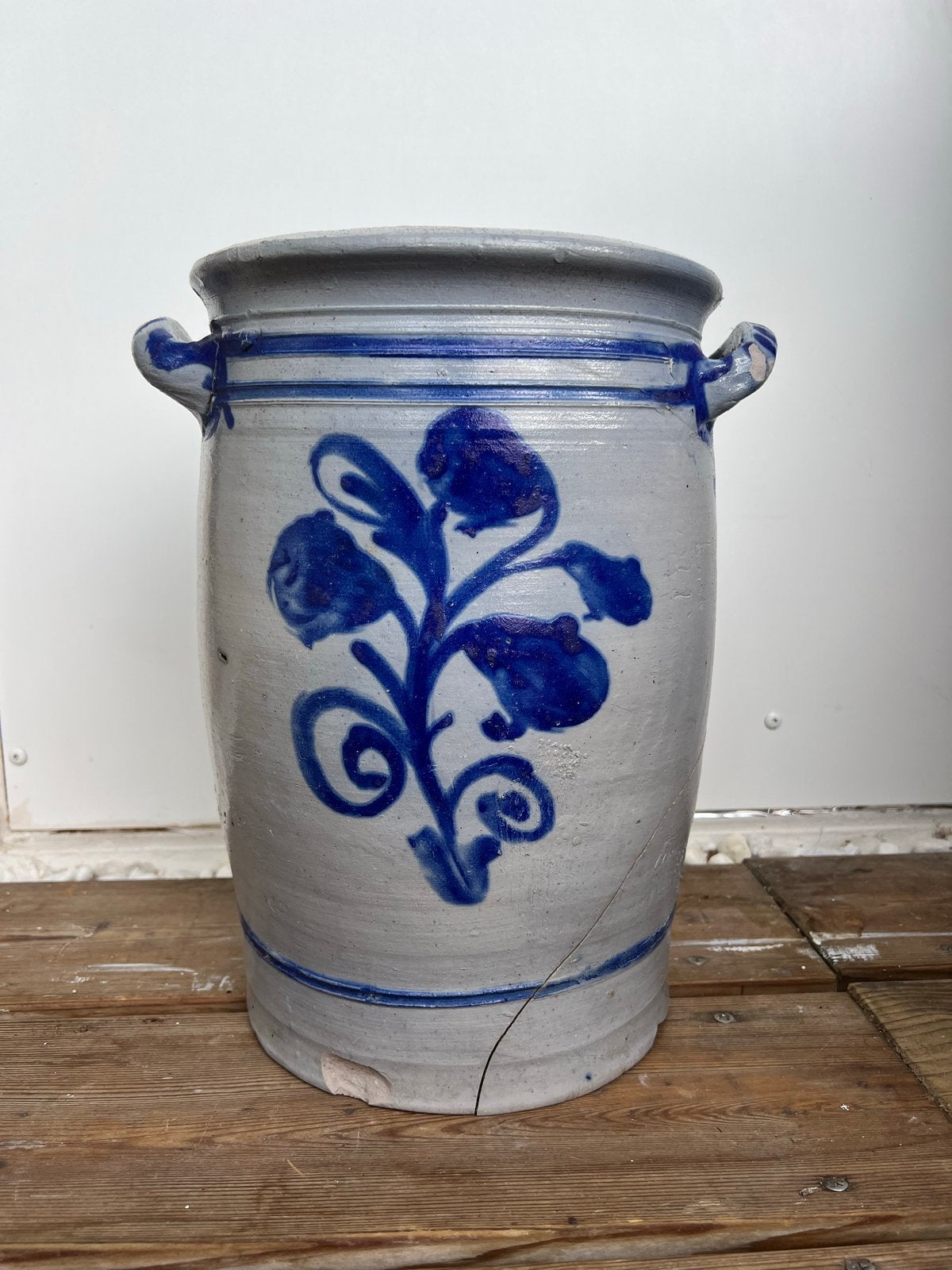 Grote Keulse Pot met Blauw Bloemenmotief, Antiek en Kunst, Antiek | Keramiek en Aardewerk, Ophalen