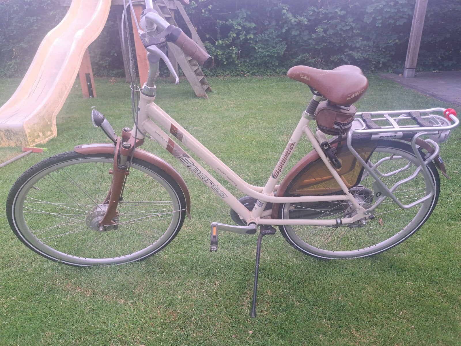 Sparta damesfiets - weinig gebruikt, Fietsen en Brommers, Ophalen, Sparta, Versnellingen, Zo goed als nieuw