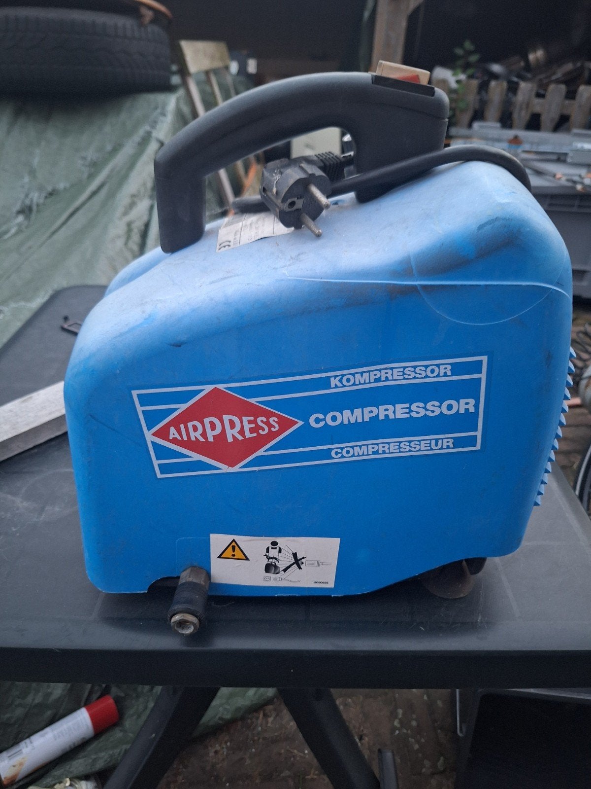 AIRPRESS H 250 - Compressor, Doe-het-zelf en Verbouw, Gebruikt, 6 tot 10 bar, Ophalen of Verzenden, Minder dan 200 liter/min