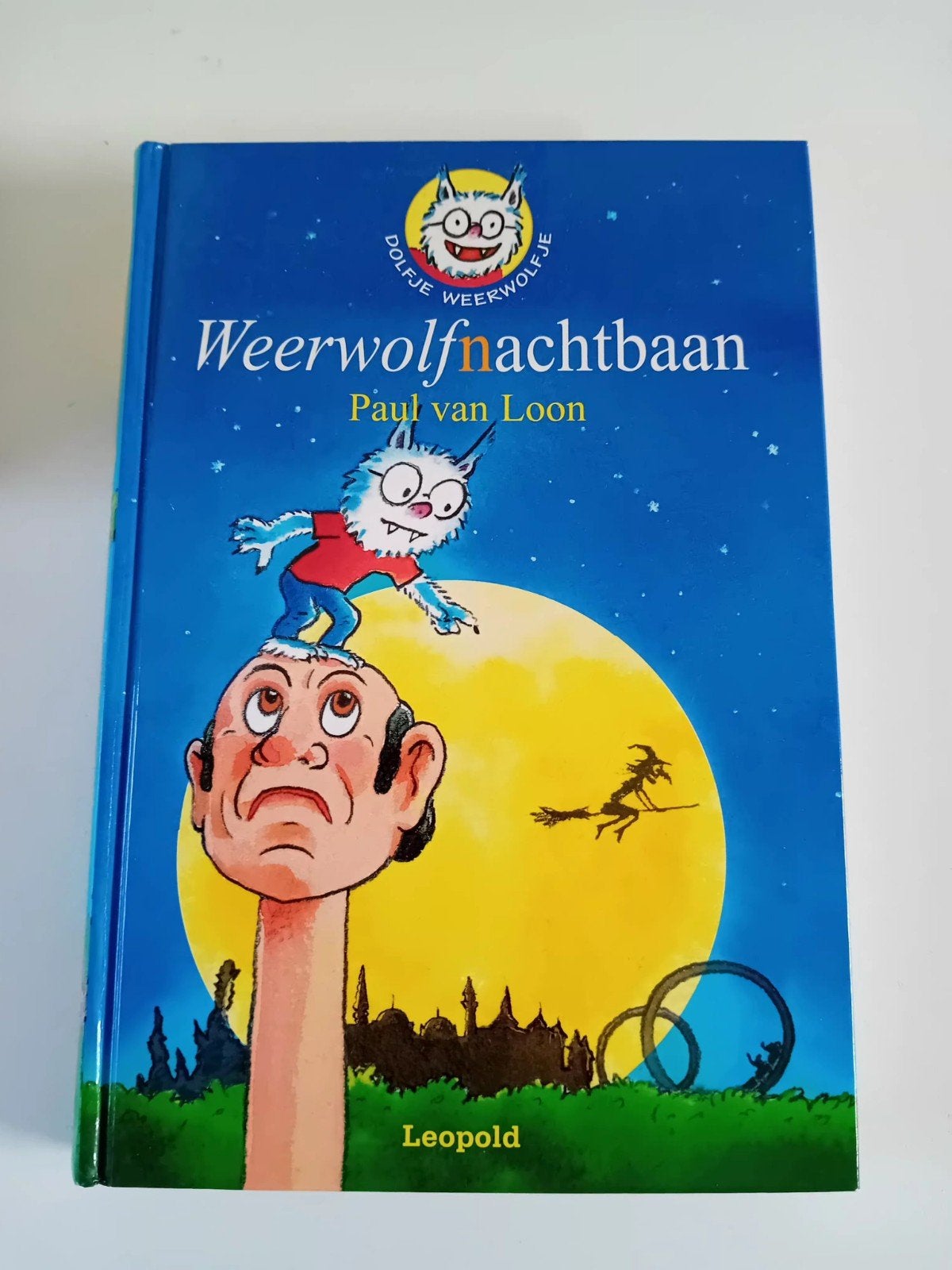 Dolfje Weerwolfje: Weerwolfnachtbaan - Paul van Loon, Ophalen of Verzenden, Zo goed als nieuw, Fictie algemeen