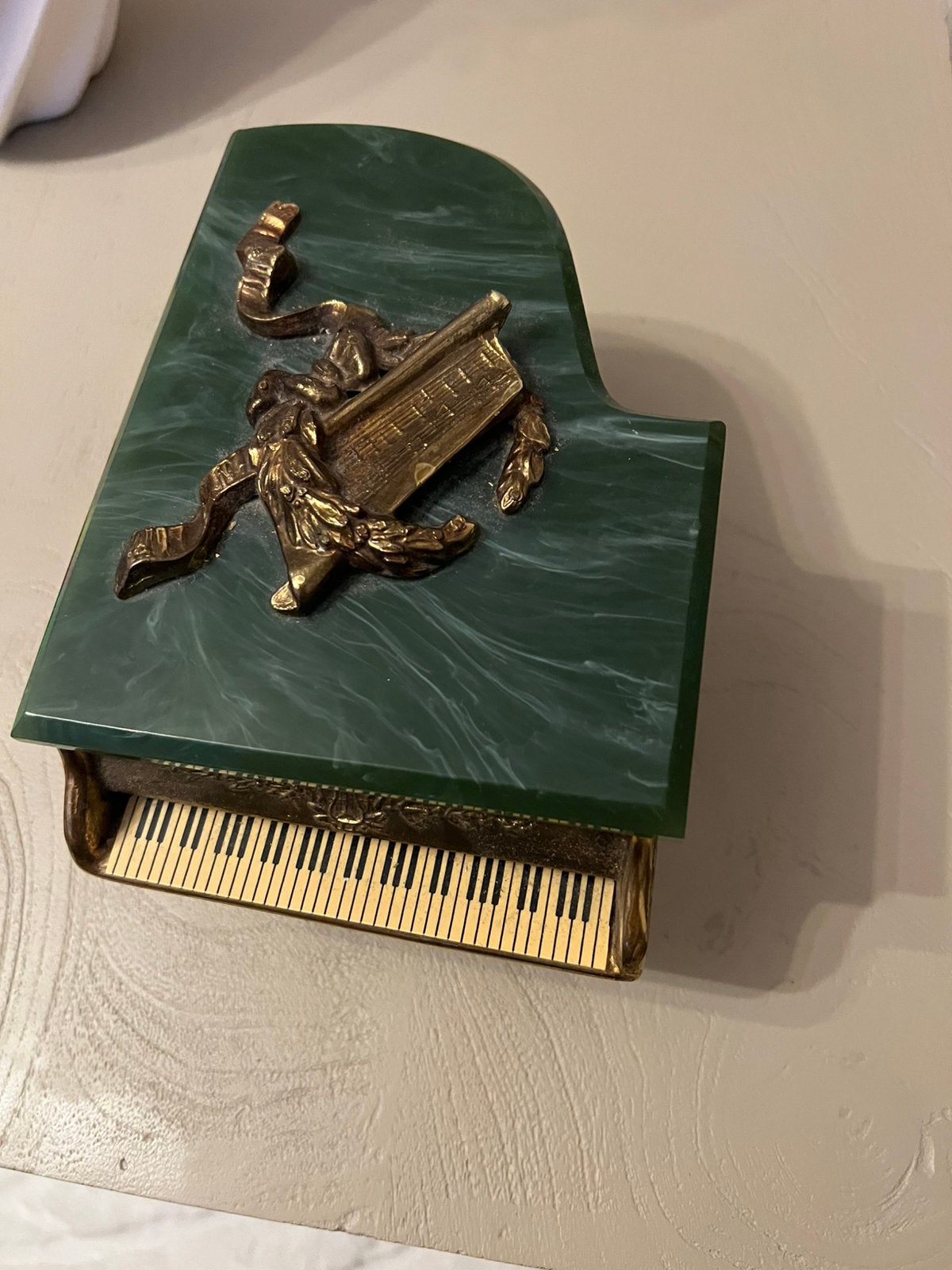 Zwitserse Muziekdoos – Vleugelpiano – Speelt J.S. Bach, Ophalen, Gebruikt, Overige kleuren, Vleugel
