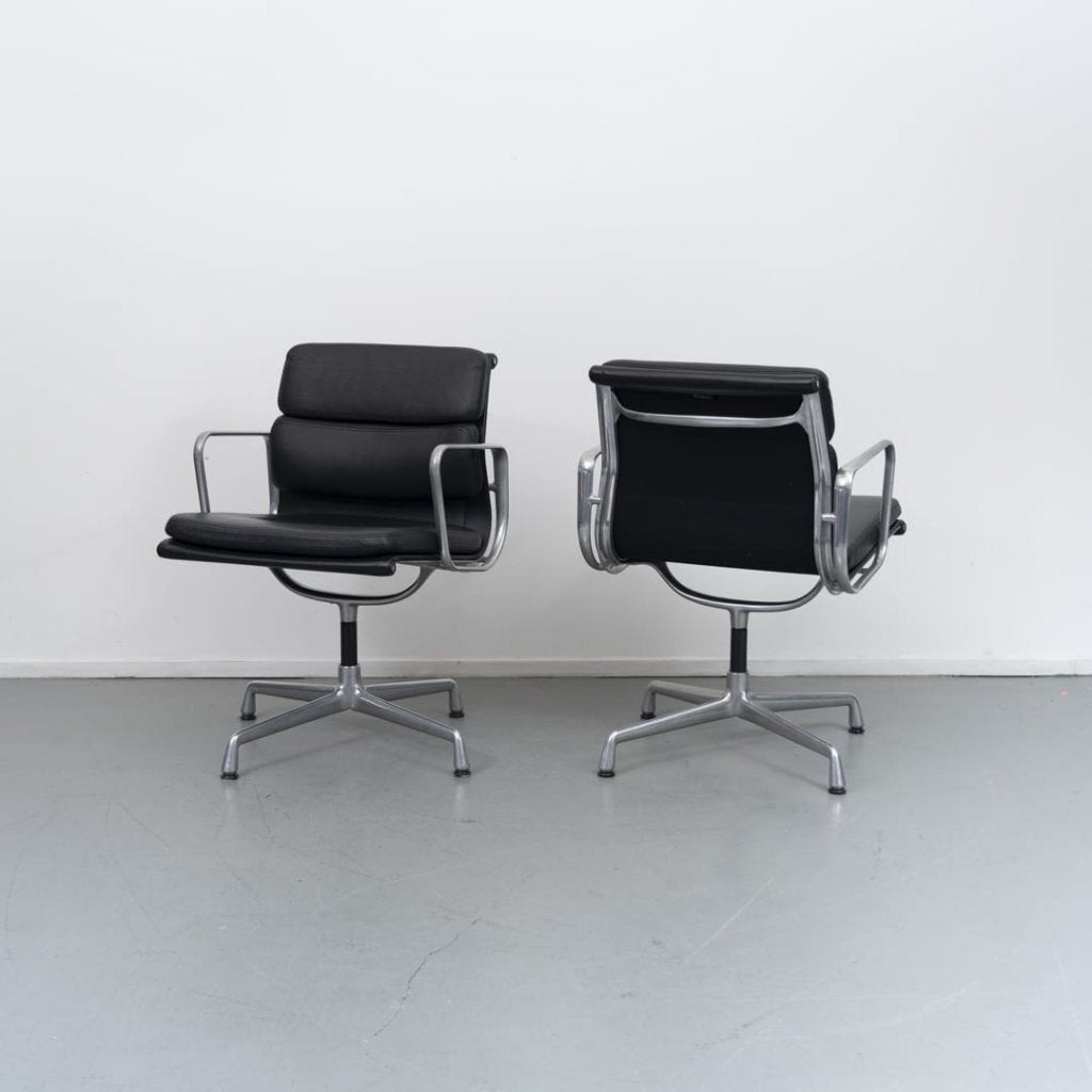 Vitra Eames EA 208 Stoel Zwart Leer - Chroom, Niet ingevuld, Zwart, Niet ingevuld, Leer