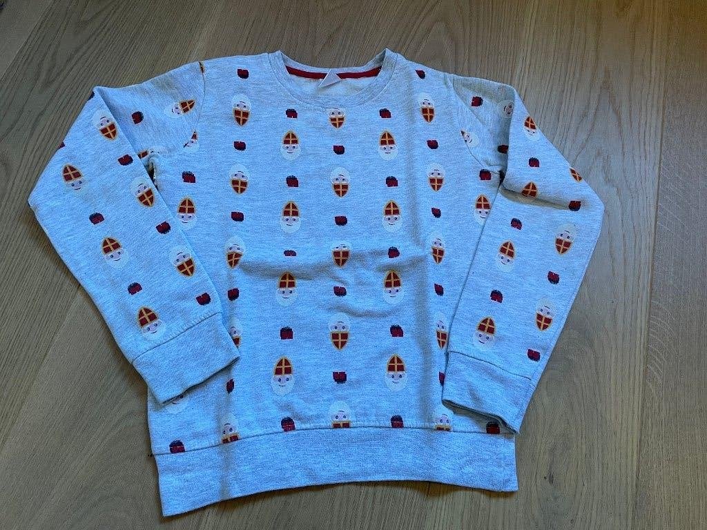 Sinterklaas trui grijs maat 122 / 128, Ophalen, Sinterklaas, Jongen of Meisje, Trui of Vest