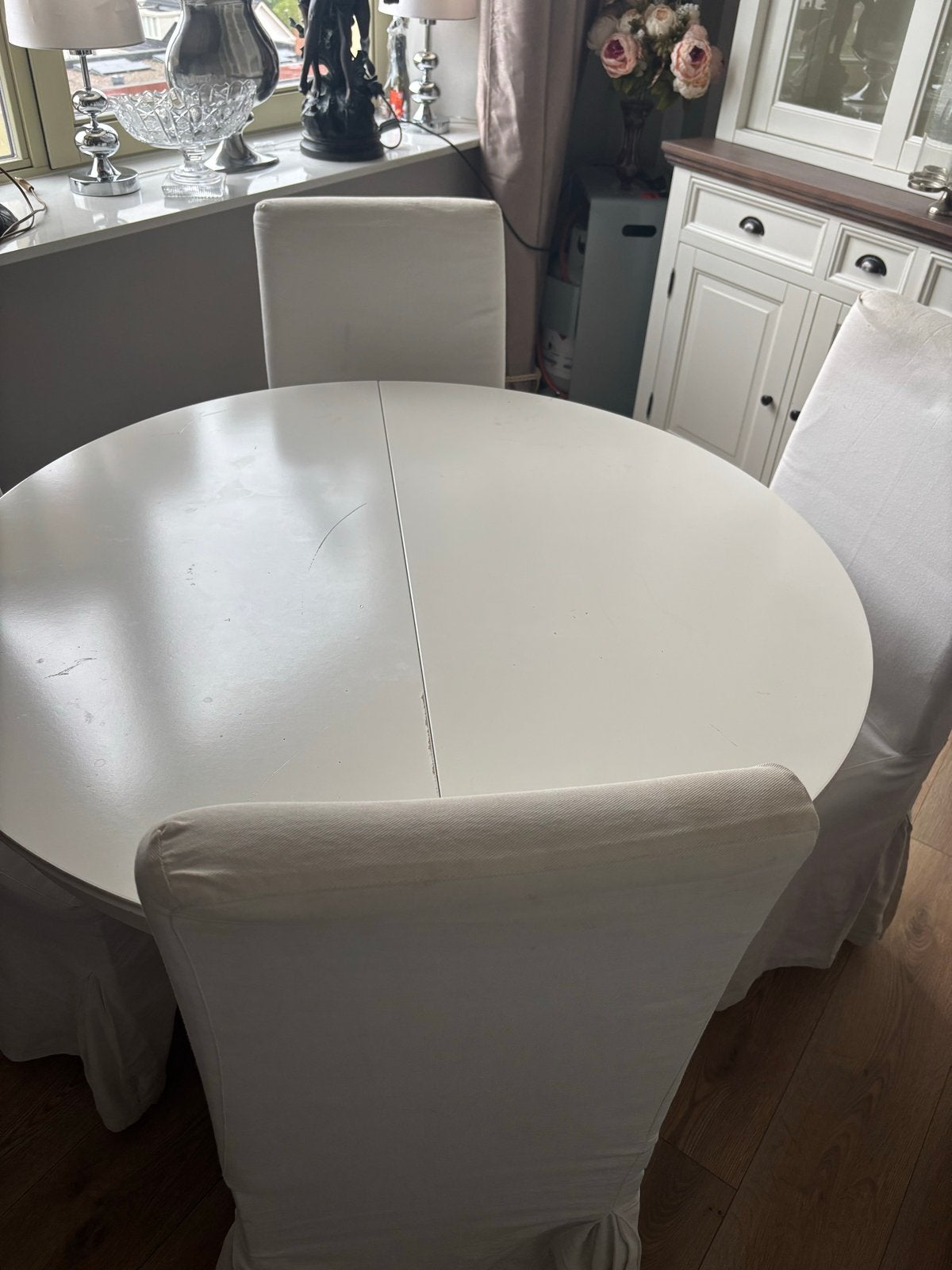 Witte ronde eettafel met 4 stoelen, Ophalen, Gebruikt, 100 tot 150 cm, Rond