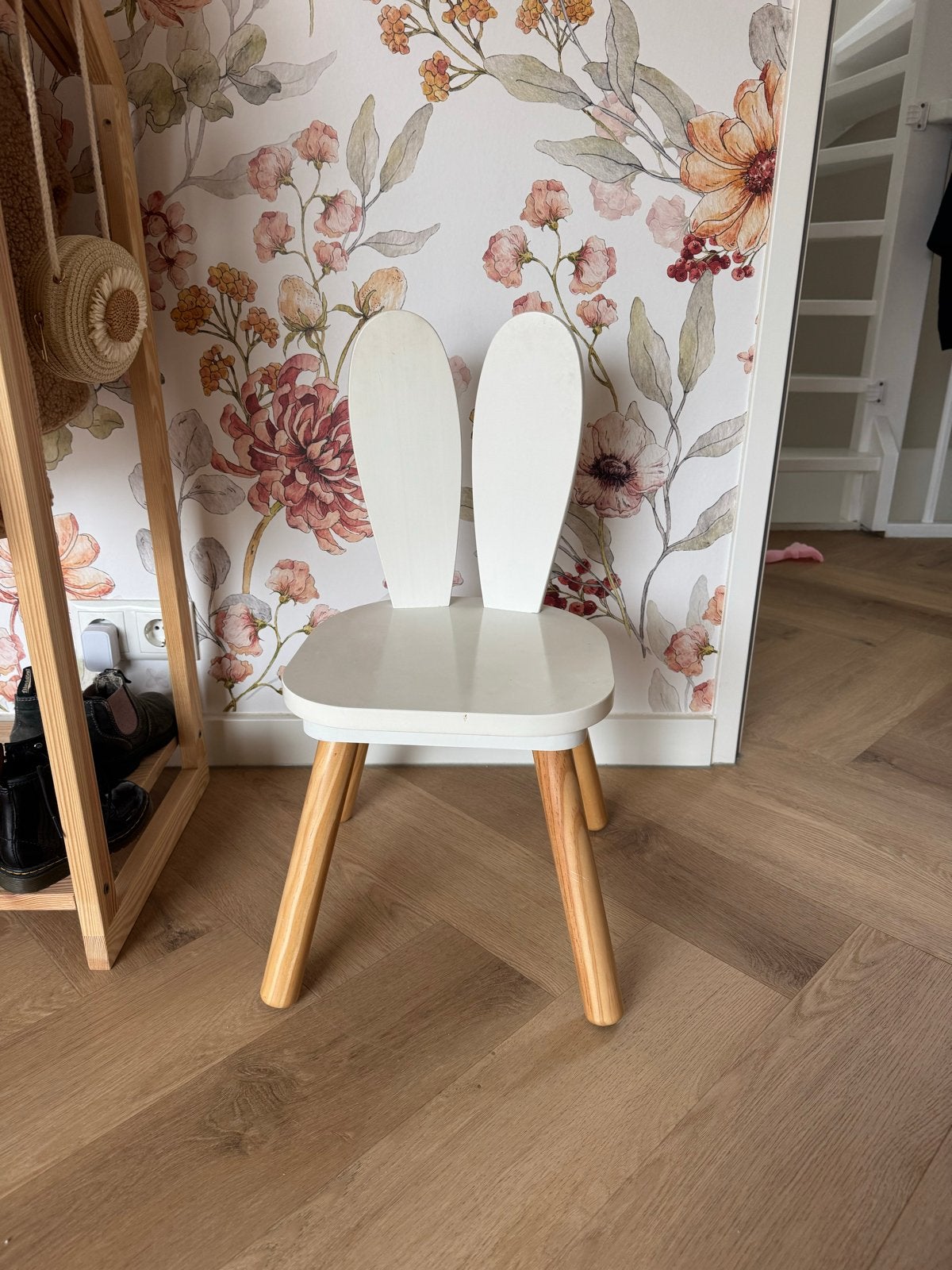 Stoeltje Petite Amelie - Konijnenstoel voor kinderen, Ophalen, Zo goed als nieuw, Stoel(en)