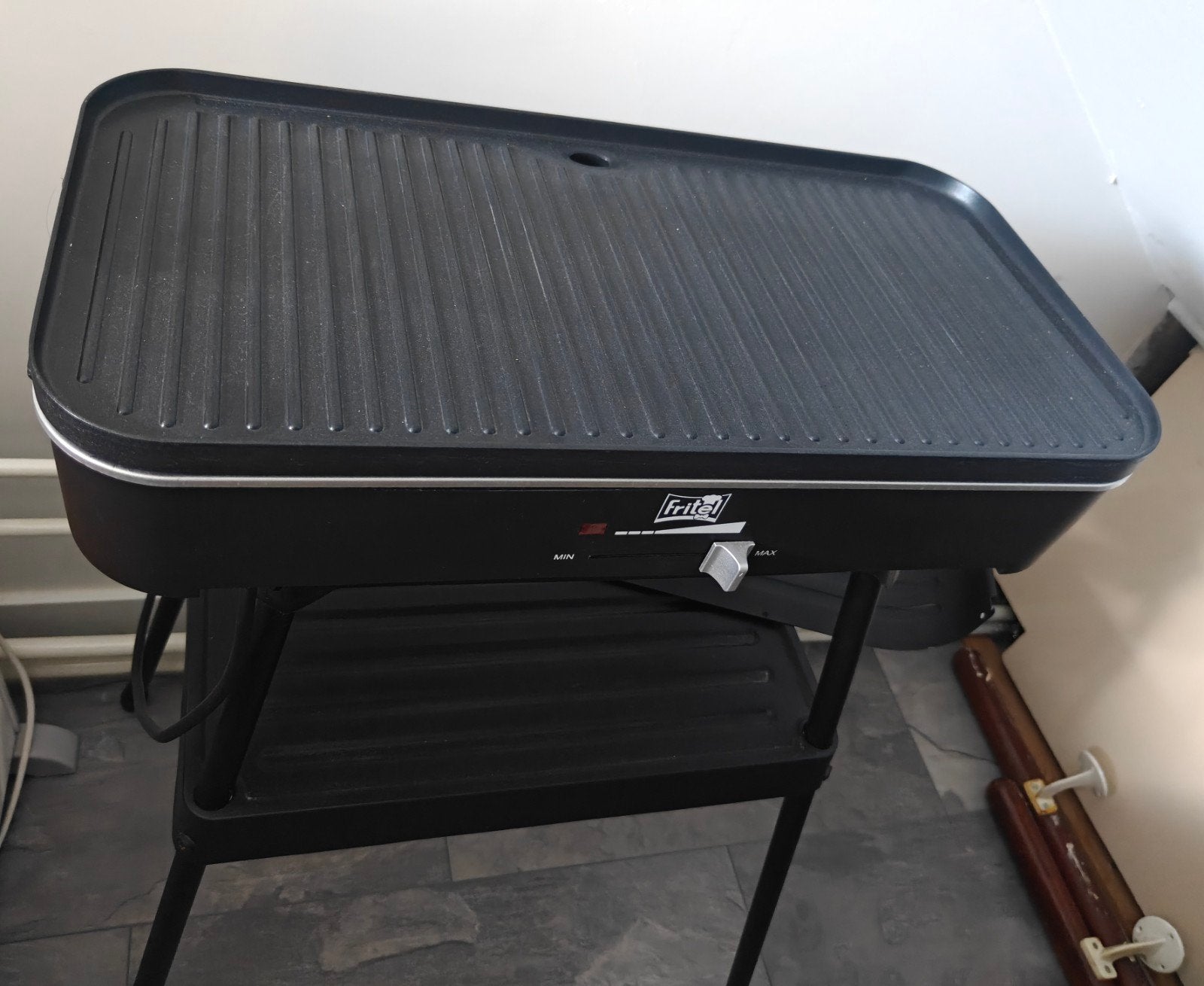 Fritel Tafelgrill / Steengrill - Zo goed als nieuw, Ophalen of Verzenden, Vaatwasmachinebestendig, Zo goed als nieuw, Tafelgrill