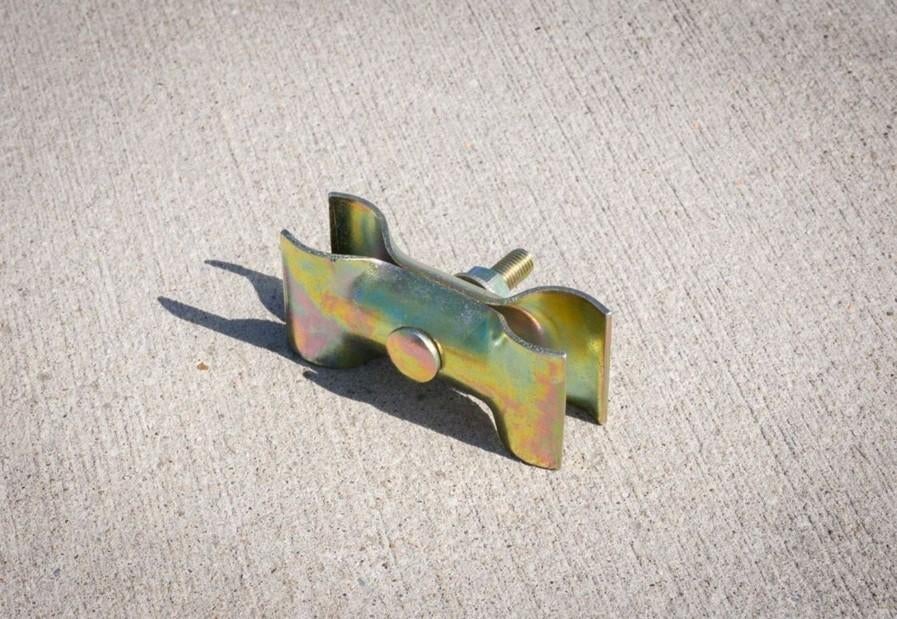 Hekwerk klem met slot bout 42/42 mm, Ophalen, Nieuw, IJzer, Sierhekwerk