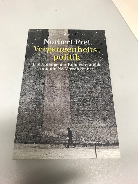 Vergangenheitspolitik, Gelezen, Norbert Frei, Ophalen of Verzenden, Algemeen