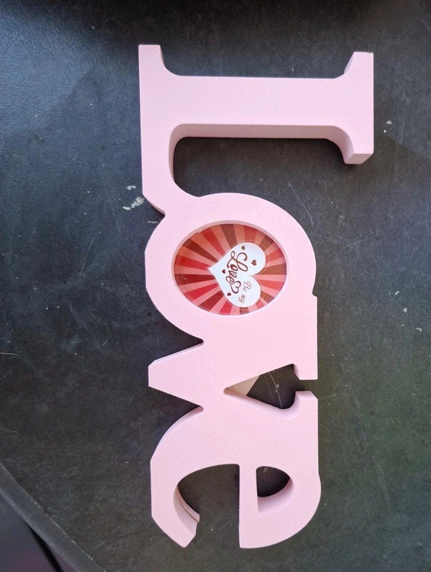 Roze 'Love' fotolijstje, Hout, Nieuw, Standaard fotolijst, Ophalen of Verzenden