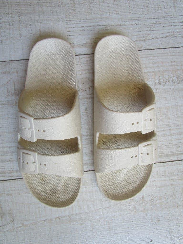 Slippers/sandalen   mt  39  gebr. wit, Kleding | Dames, Slippers, Verzenden, Wit, Onbekend