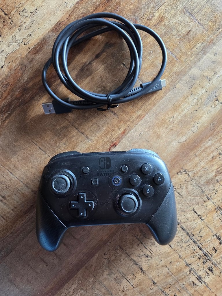 Nintendo Pro-controller voor de Switch 1 of 2, Spelcomputers en Games, Games | Nintendo Switch, Ophalen, Overige genres, 1 speler
