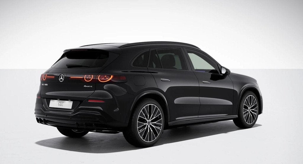 Mercedes-Benz GLC-klasse 400 4MATIC Launch Edition | AMG-lin, Auto's, Mercedes-Benz, Automaat, Stof, Zwart, 489 pk