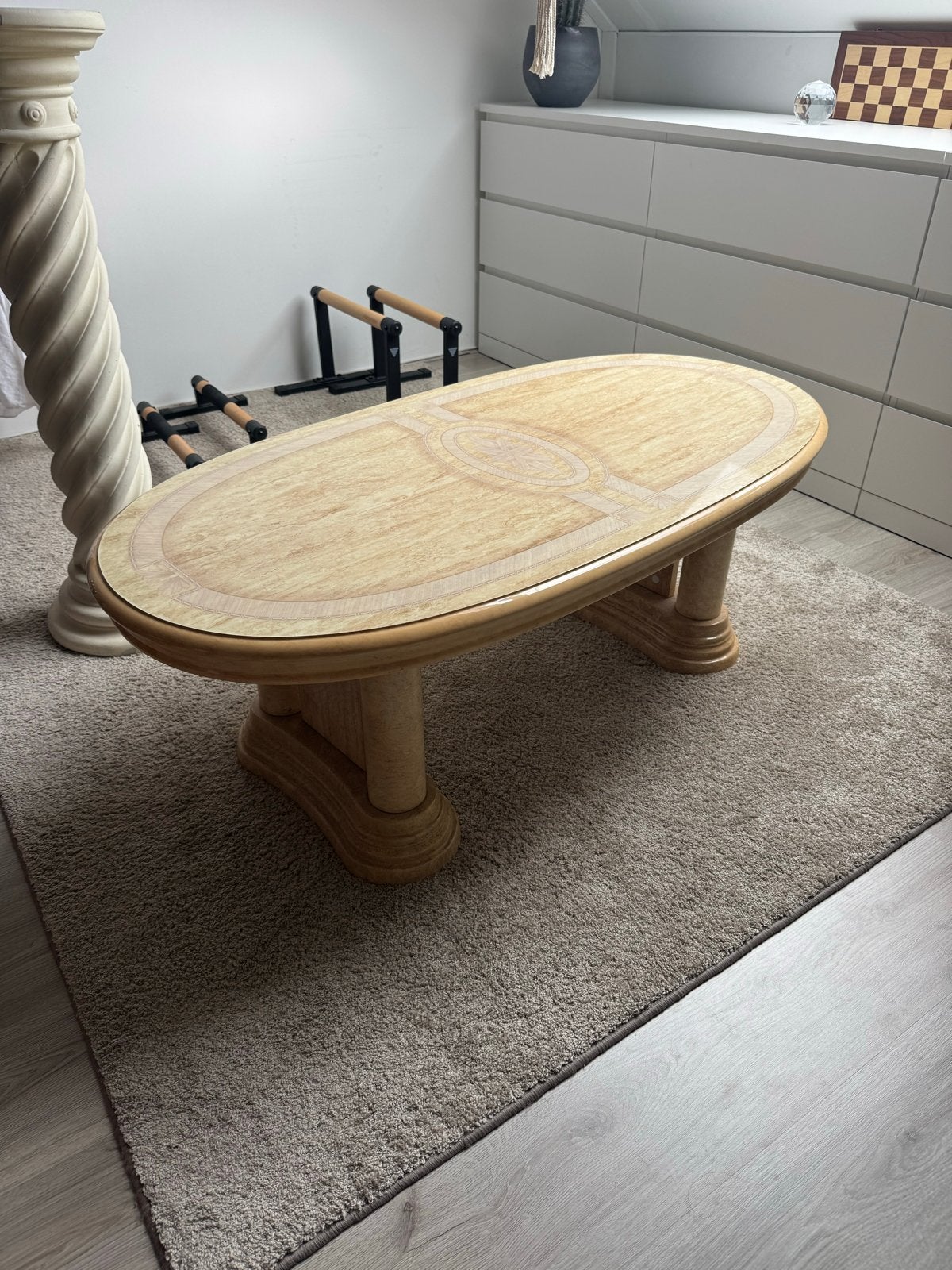 Ovale salontafel met marmerlook blad, Ophalen, 50 – 75, Gebruikt, 100 tot 150 cm