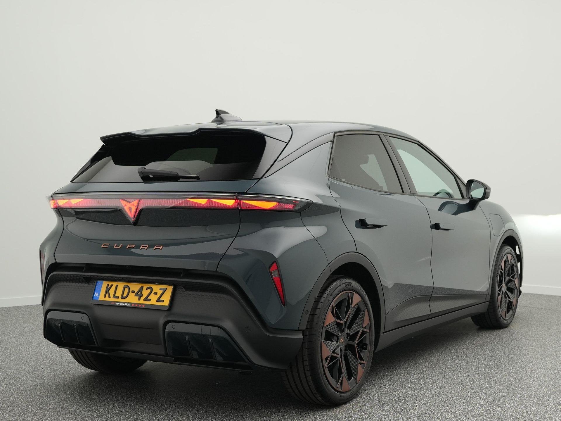 CUPRA Raval Performance First Edition 56 kWh 211PK | SennHei, Auto's, Gebruikt, Alcantara, Origineel Nederlands, 56 kWh