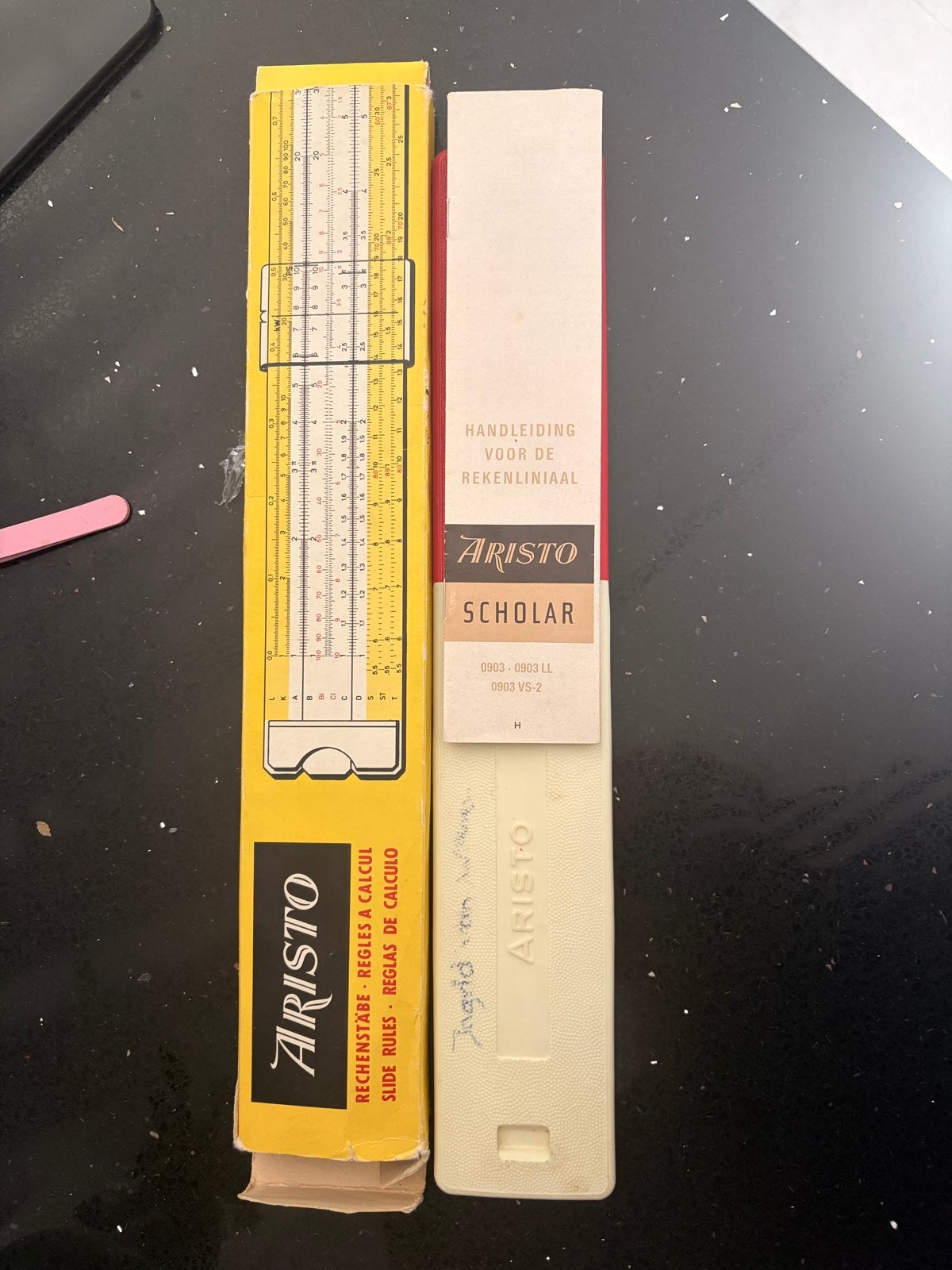 Aristo Scholar Rekenliniaal 0903 LL met Handleiding, Antiek en Kunst, Ophalen of Verzenden
