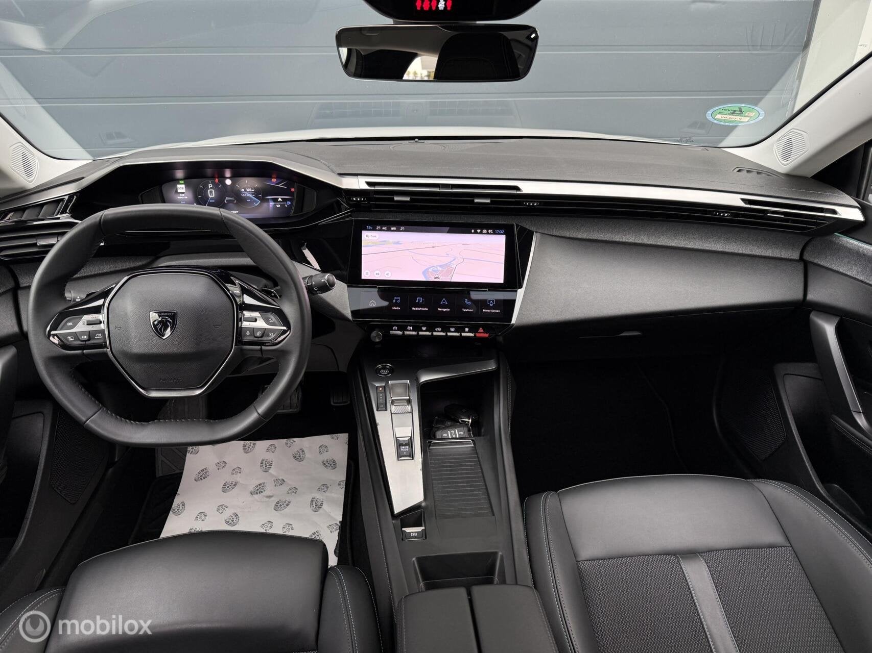 Peugeot 308 1.2 PureTech Allure Pack Aut. Trekhk Camera VOL!, Dealer onderhouden, Gebruikt, 1199 cc, 1264 kg