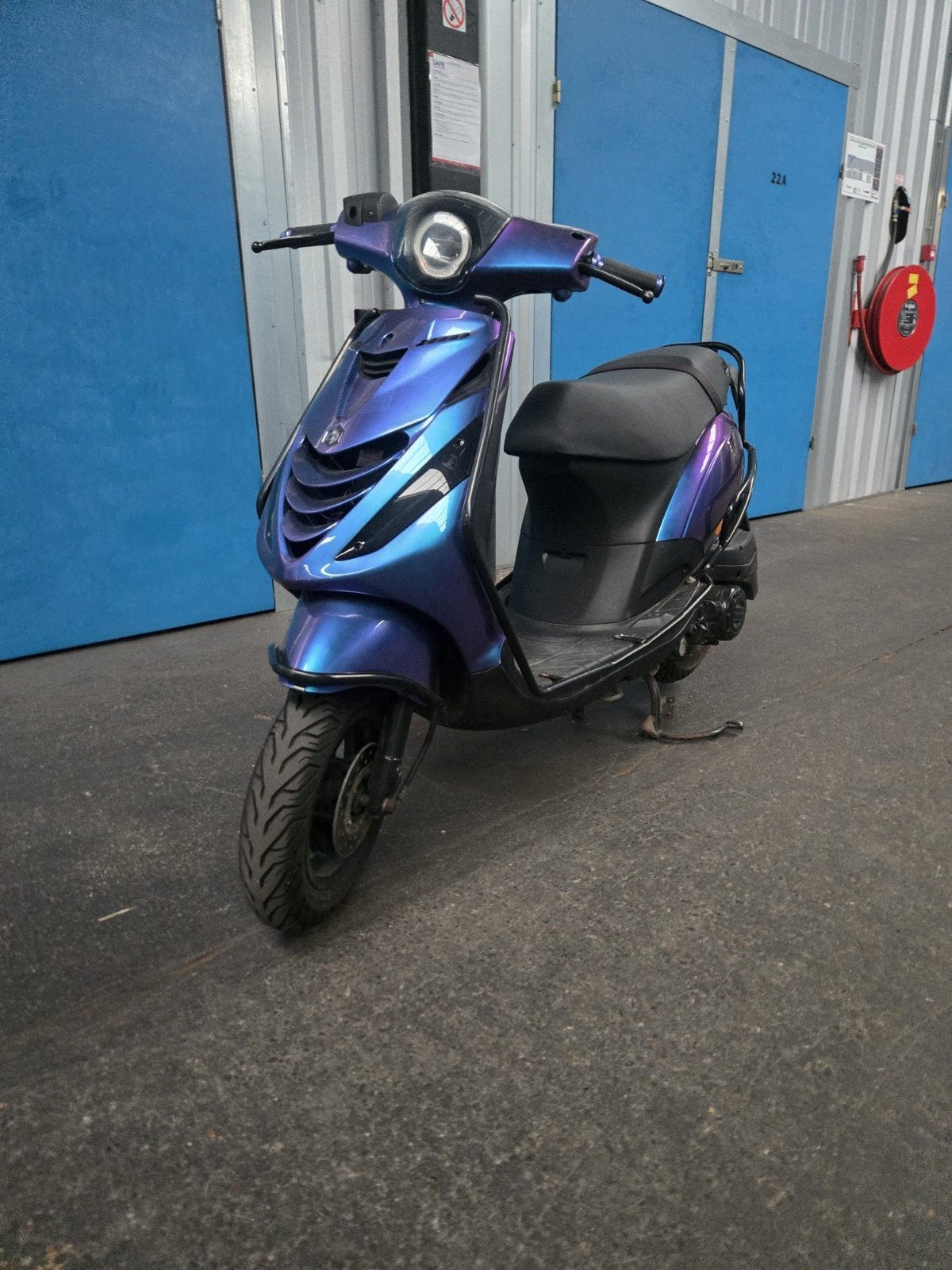 Piaggio Zip - September 2021 - Nieuwe brandstofpomp/bougie, Fietsen en Brommers, Ophalen, Benzine, Zip