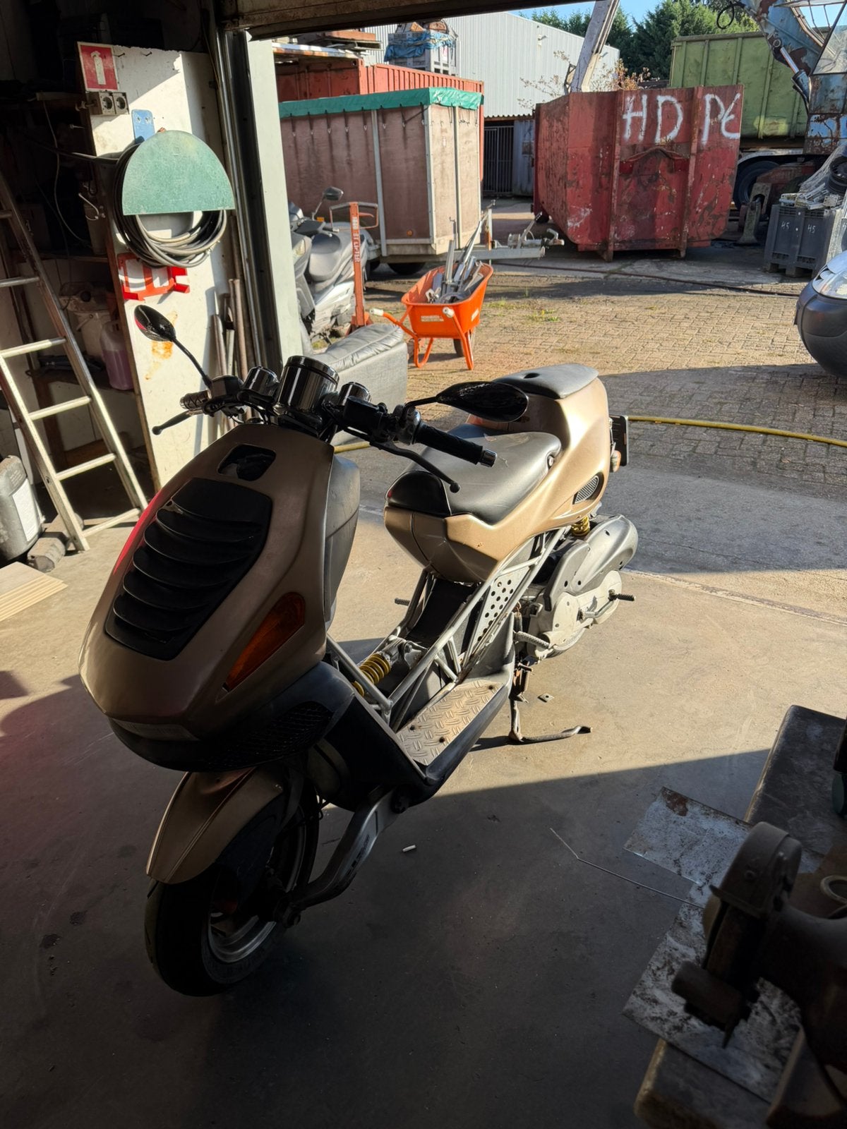 Italjet dragster 180cc dd a2 8jaar in bezit nede kente m08, Ophalen, Zo goed als nieuw, Benzine, Overige modellen