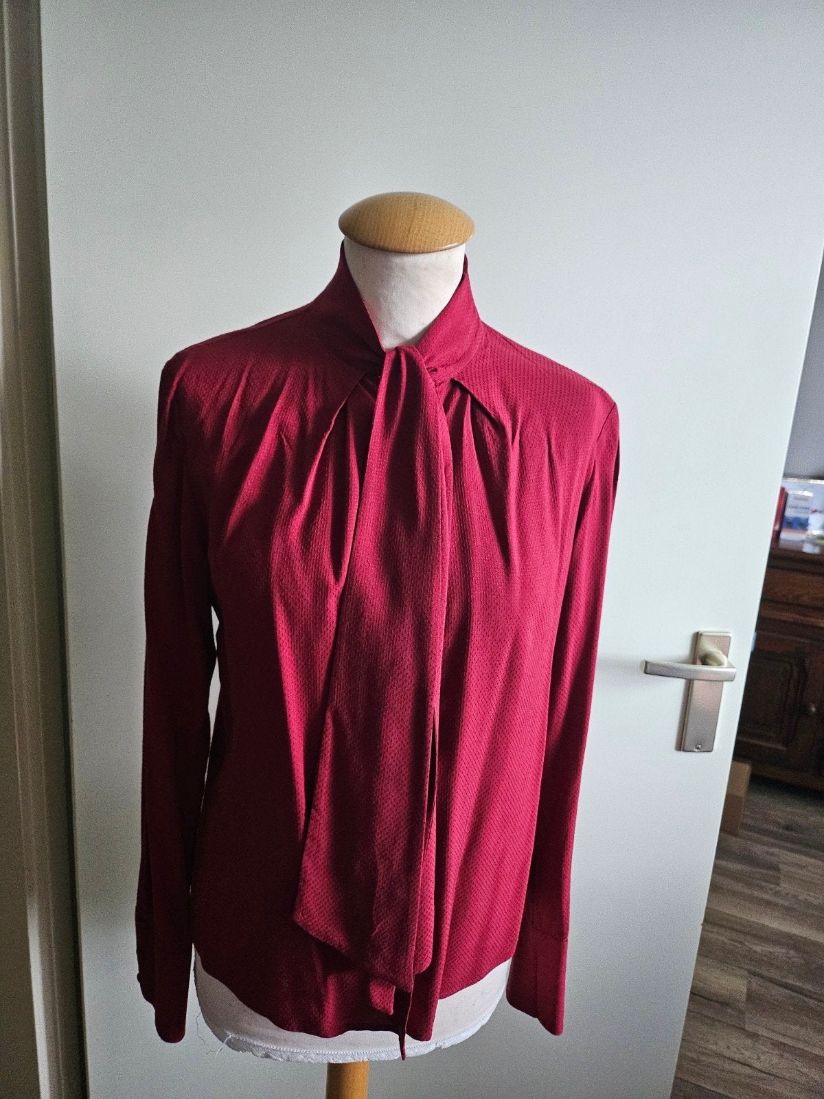 Hugo Boss Blouse, Ophalen of Verzenden, Zo goed als nieuw, Maat 34 (XS) of kleiner, Rood