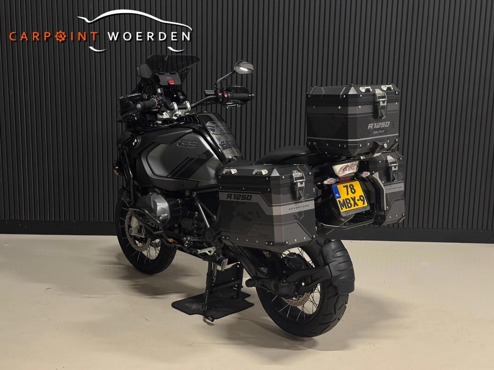 BMW All-Road R 1250 GS Adventure TRIPLE BLACK | AKRAPOVIC |, Einsteinlaan 5
2289 CC  Rijswijk, NL, 1254 cc, Bedrijf, Handvatverwarming