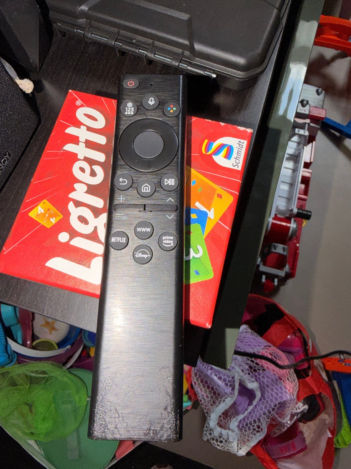 Foto 7 van Samsung QLED 900a 8k Smart TV 65 inch - Defect scherm