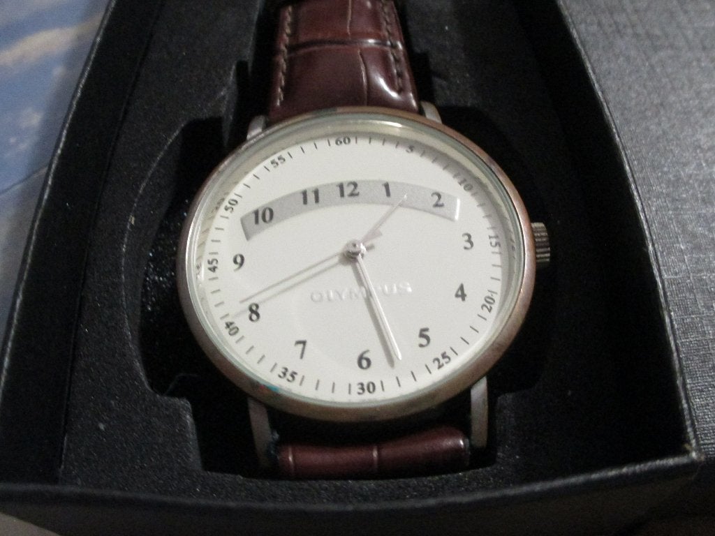 OLYMPUS KWALITEIT JAPANS JONGENS/HEREN QUARTZ HORLOGE, Sieraden, Tassen en Uiterlijk, Horloges | Kinderen, Ophalen of Verzenden