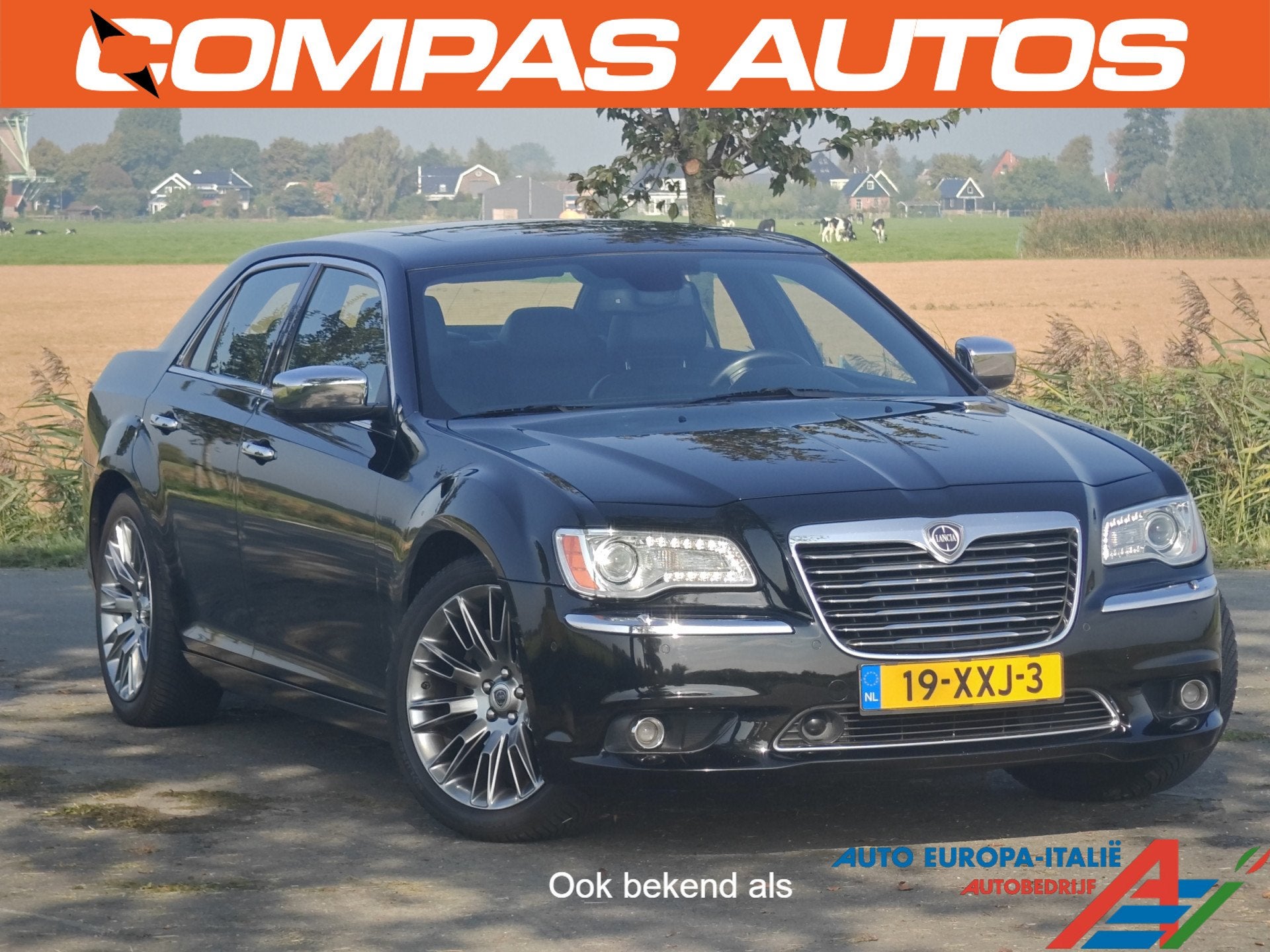 Lancia Thema 3.6 V6 Executive (bj 2012, automaat), Auto's, Automaat, Thema, Gebruikt, Zwart