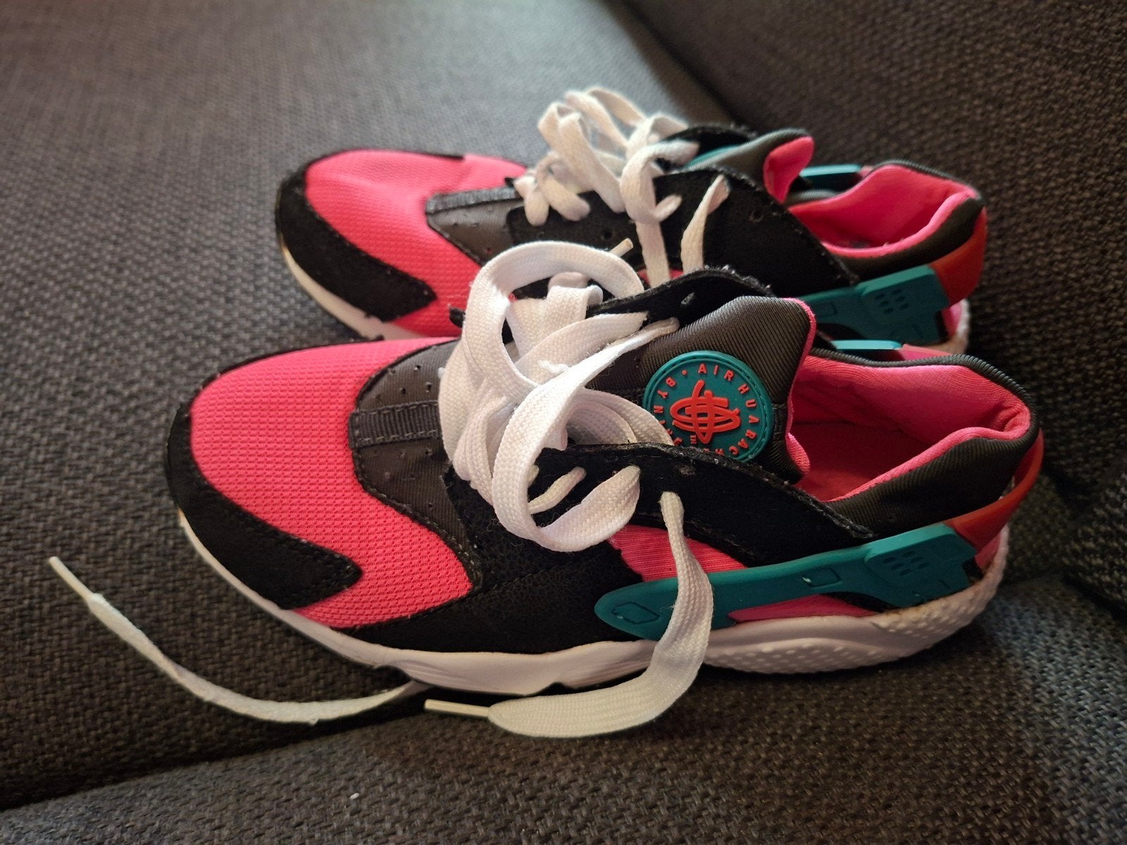 Nike air, Ophalen of Verzenden, Zo goed als nieuw, Sneakers of Gympen